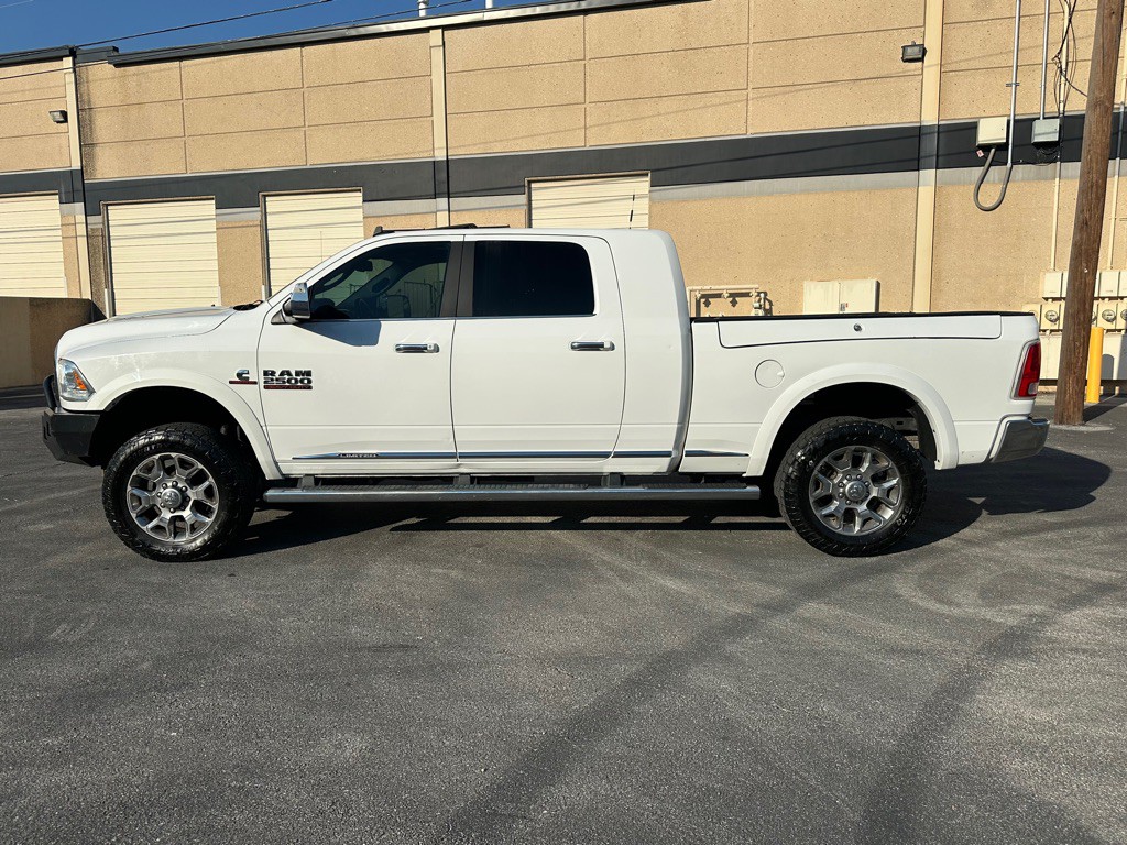 2017 RAM 2500 Image 3