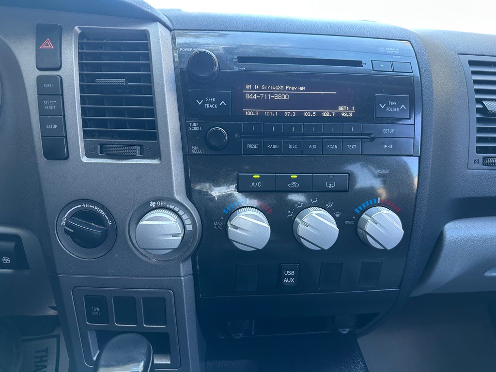 2011 Toyota Tundra Image 16