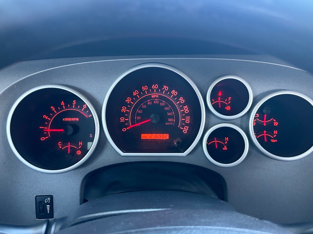 2011 Toyota Tundra Image 17