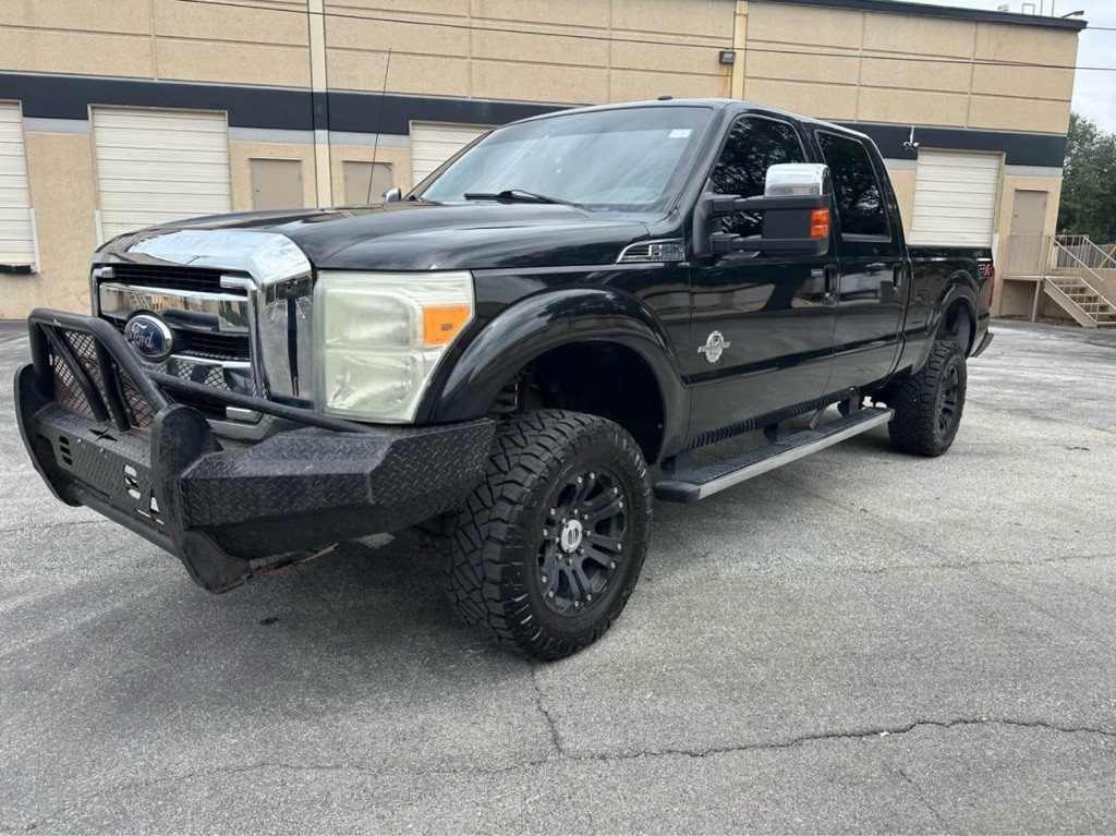 2011 Ford F-250 Image 1