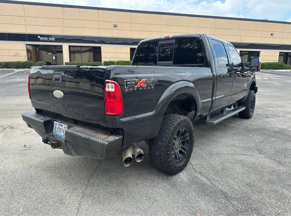 2011 Ford F-250 Image 5