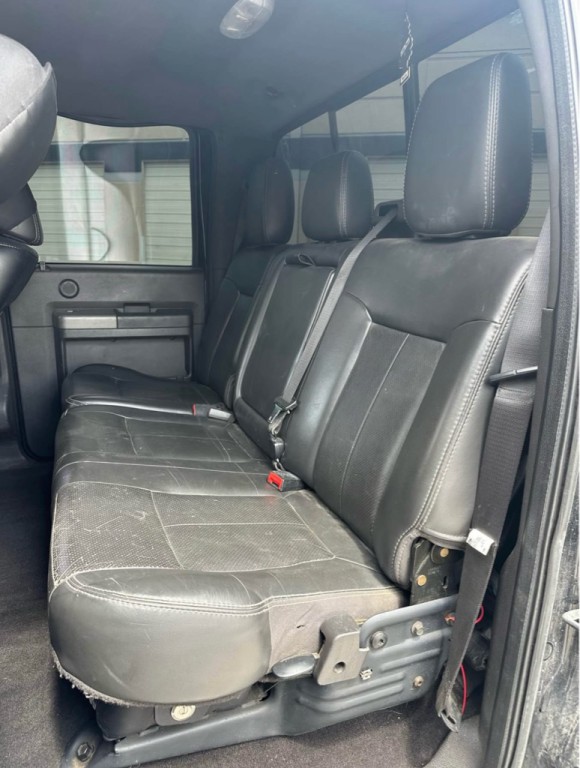 2011 Ford F-250 Image 11