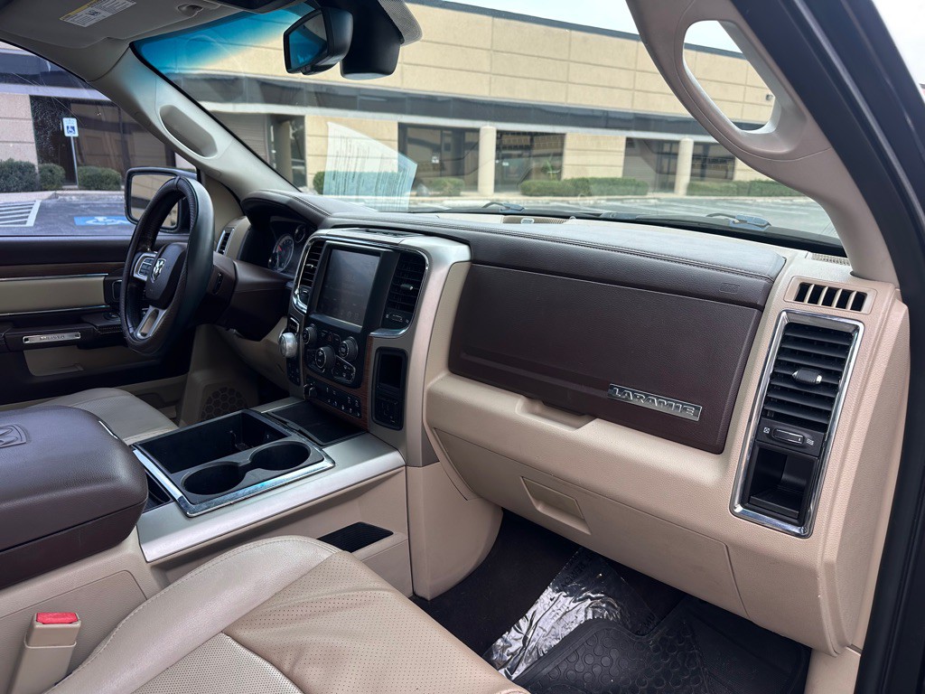 2014 RAM 1500 Image 16
