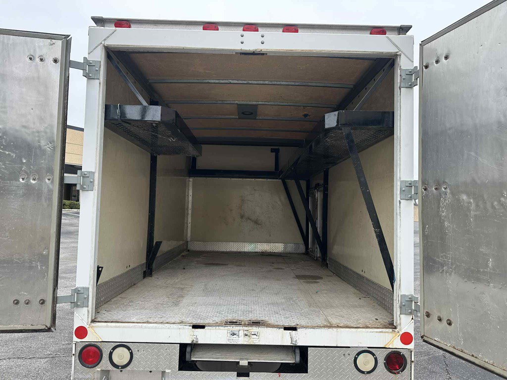 2009 Ford Econoline Image 8