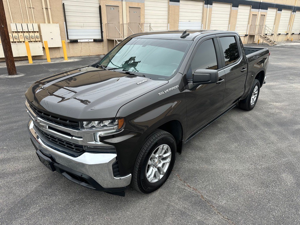 2021 Chevrolet Silverado 1500 Image 2