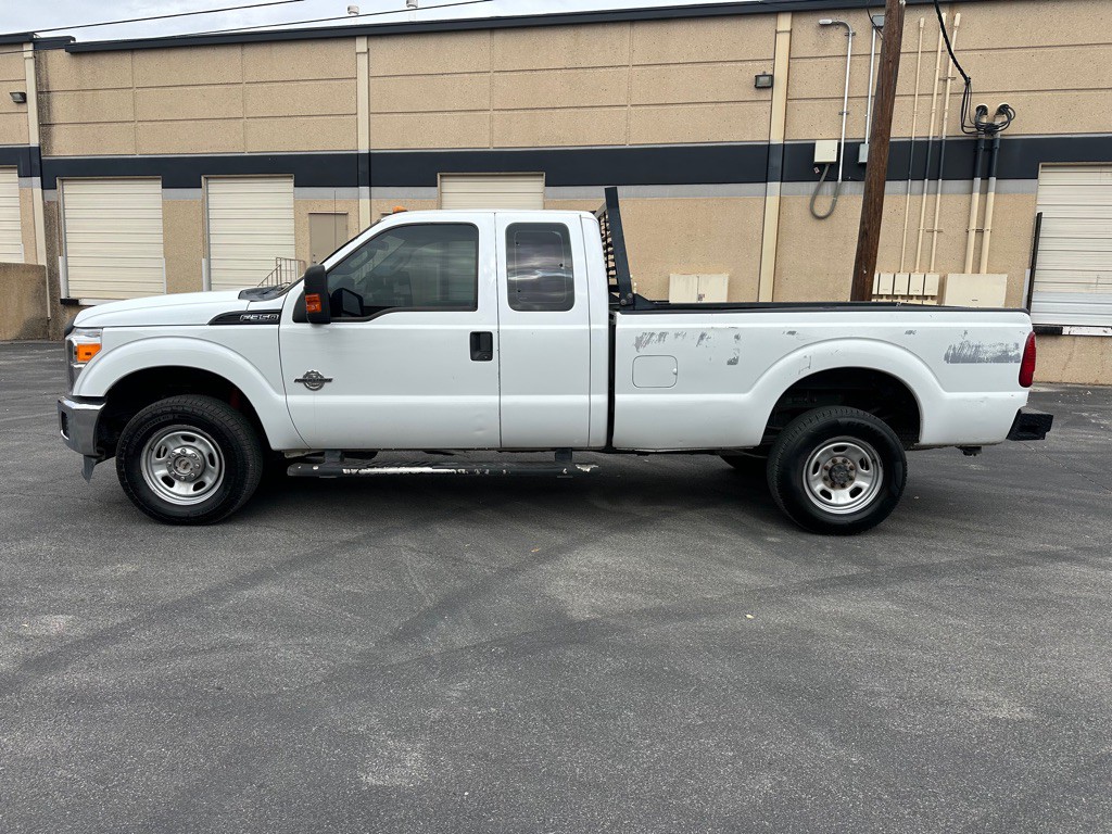 2015 Ford F-350 Image 3