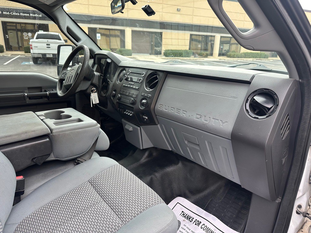 2015 Ford F-350 Image 13
