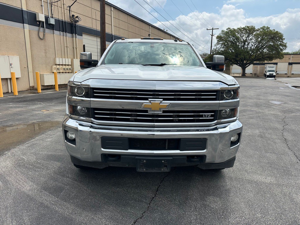 2015 Chevrolet Silverado 1500 Image 9