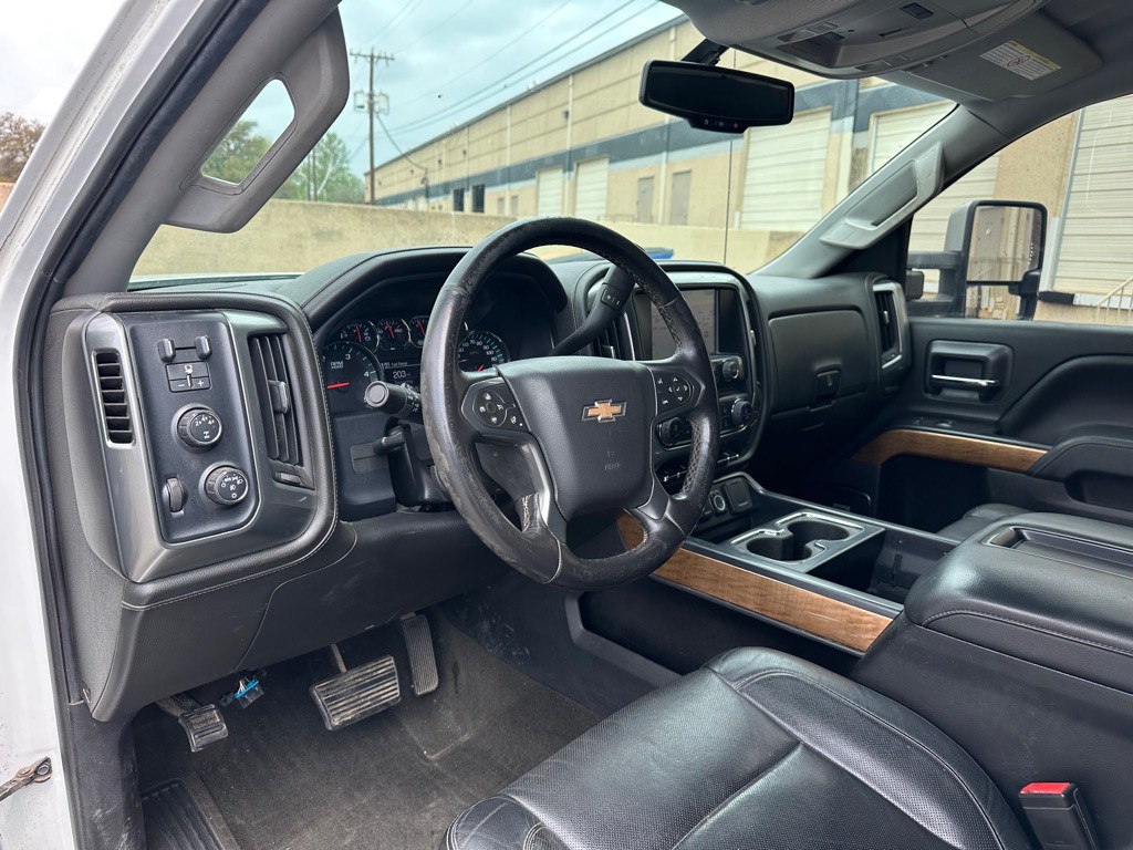 2015 Chevrolet Silverado 1500 Image 18