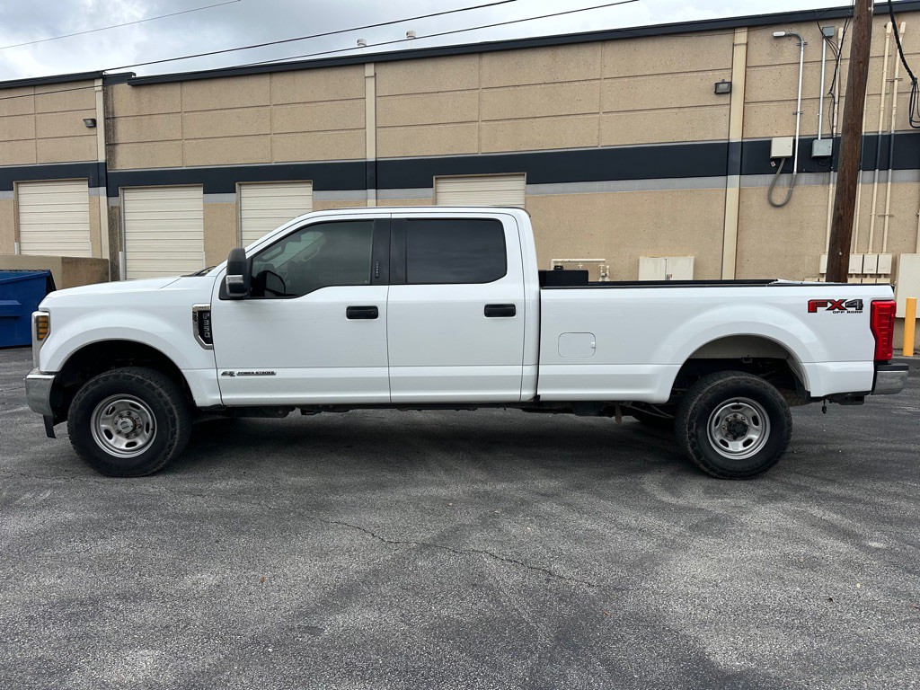 2019 Ford F-350 Image 3