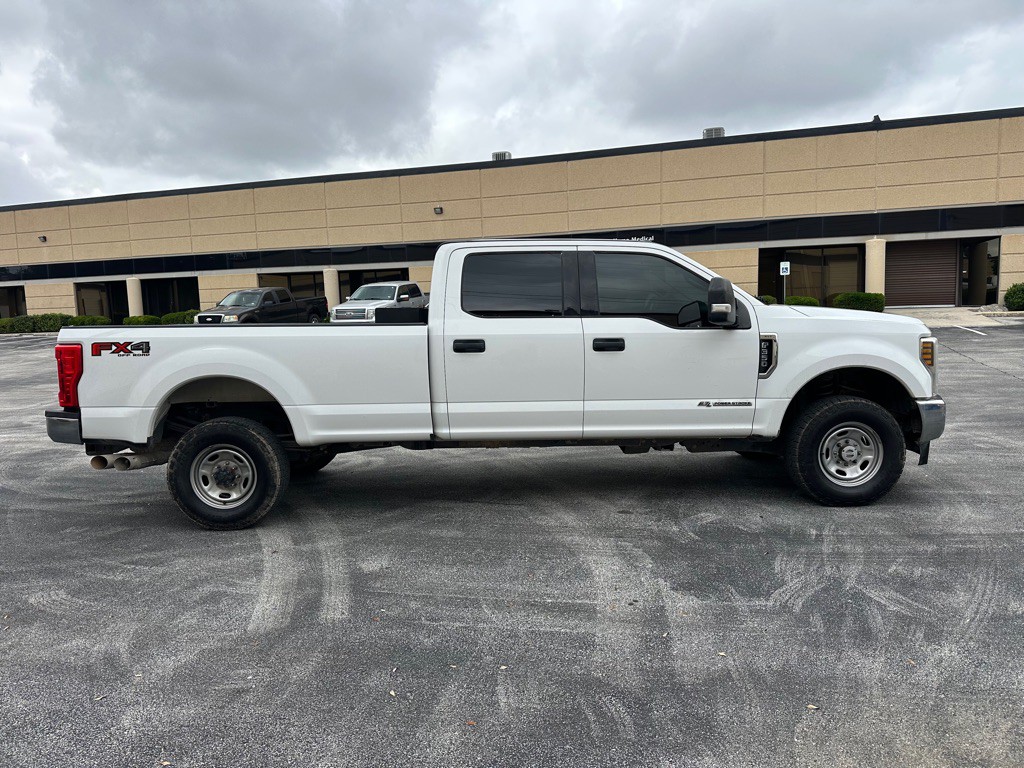 2019 Ford F-350 Image 6