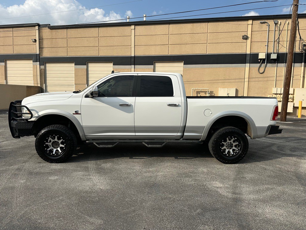 2014 RAM 2500 Image 17