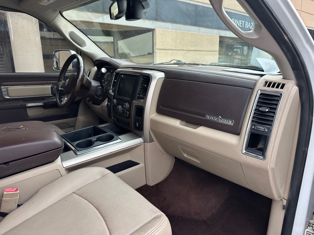 2014 RAM 2500 Image 28