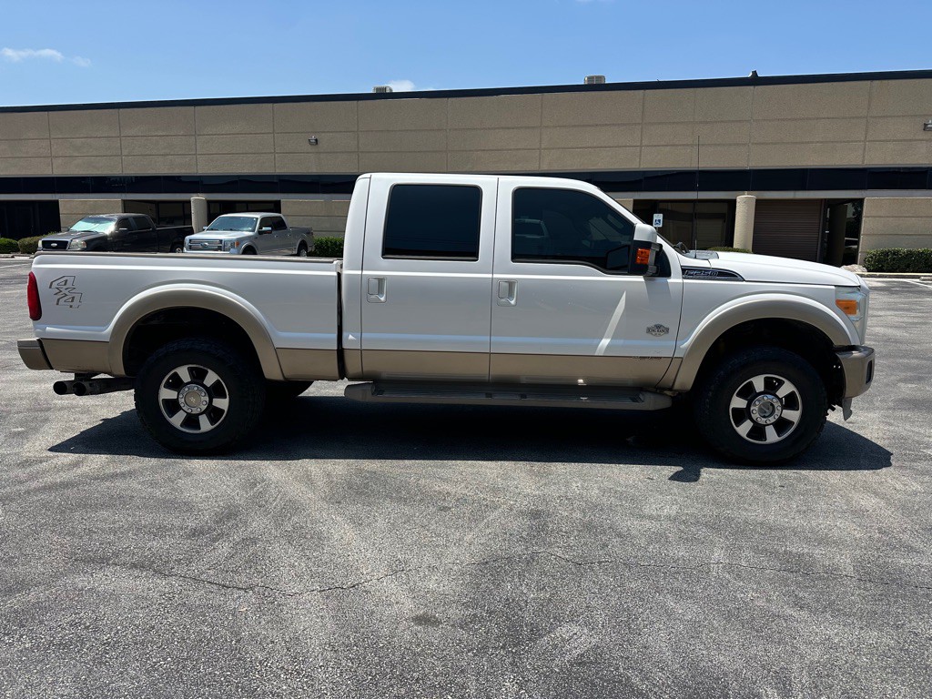 2013 Ford F-250 Image 28