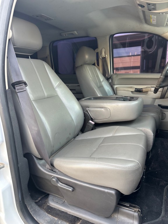 2014 Chevrolet Silverado 1500 Image 12