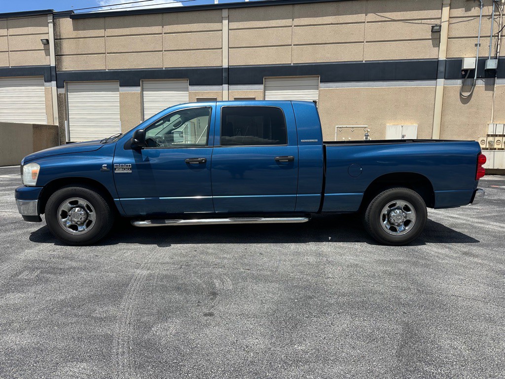 2007 Dodge Ram 2500 Image 2