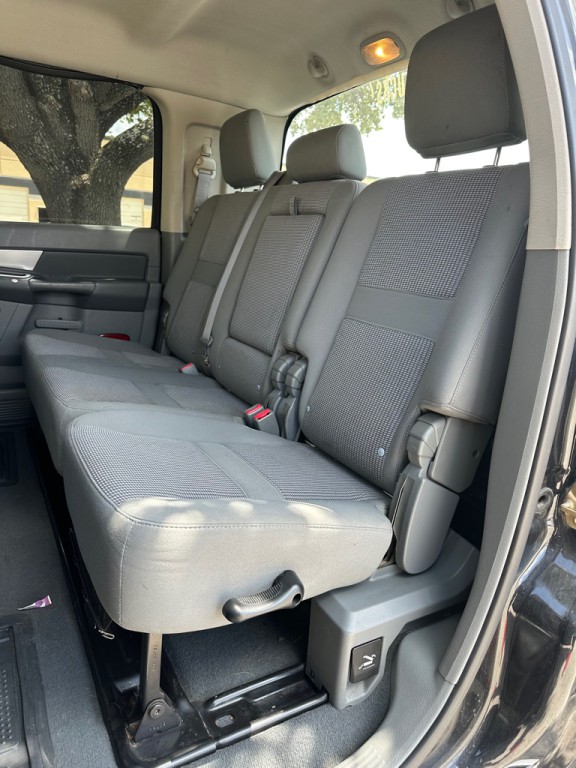 2007 Dodge Ram 2500 Image 9