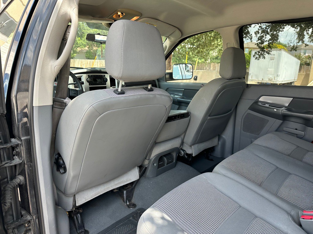 2007 Dodge Ram 2500 Image 10