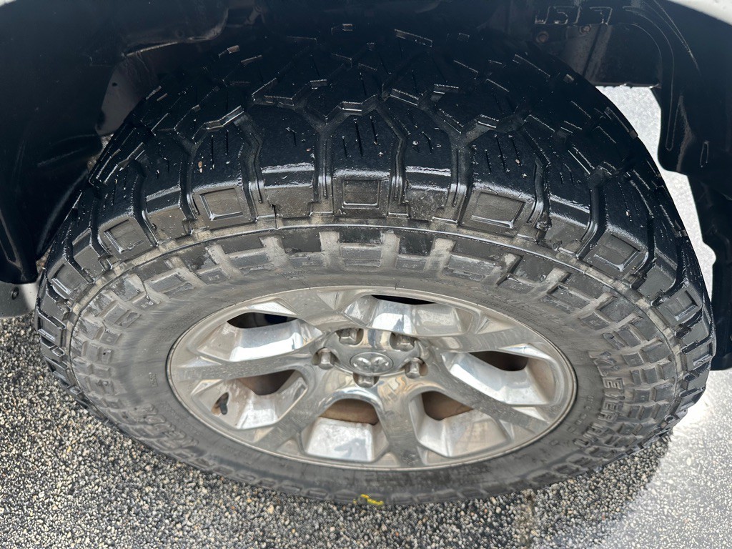 2014 RAM 1500 Image 9