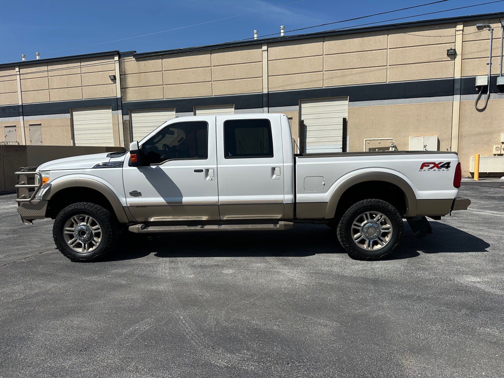 2012 Ford F-250 Image 2