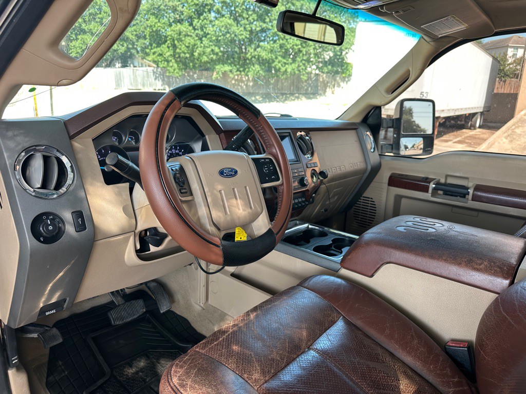 2012 Ford F-250 Image 16