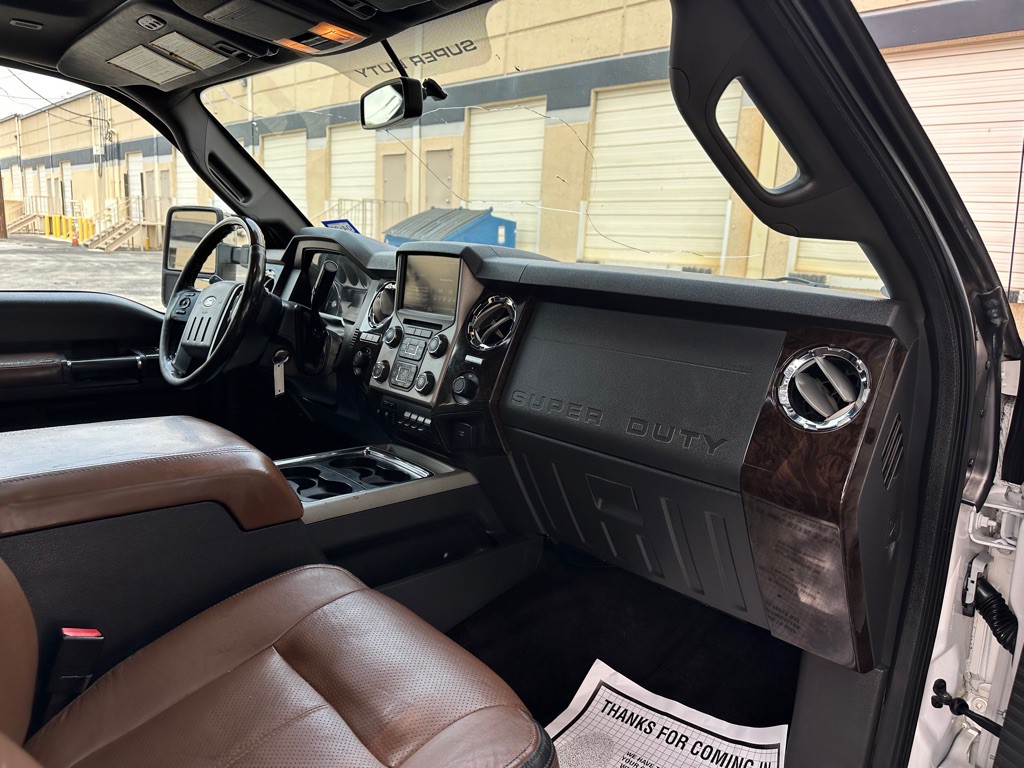 2014 Ford F-350 Image 16