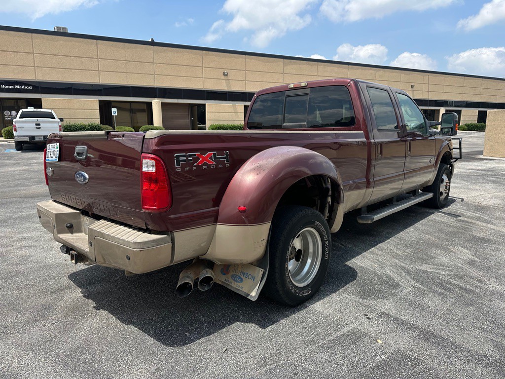 2011 Ford F-350 Image 4