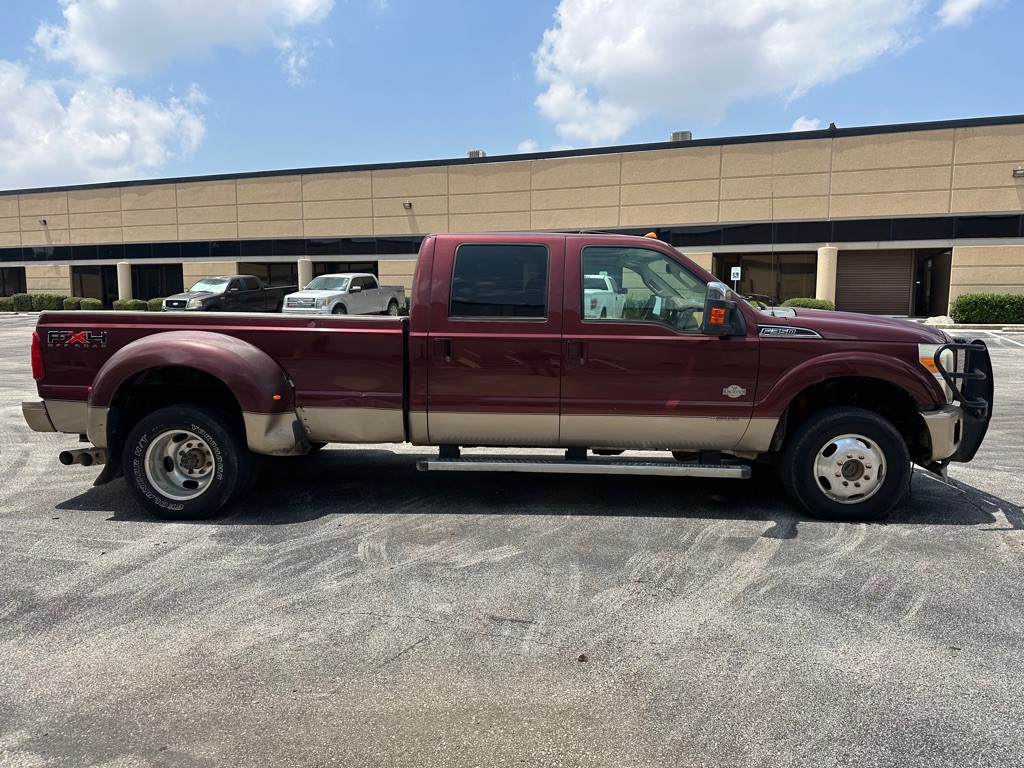 2011 Ford F-350 Image 5