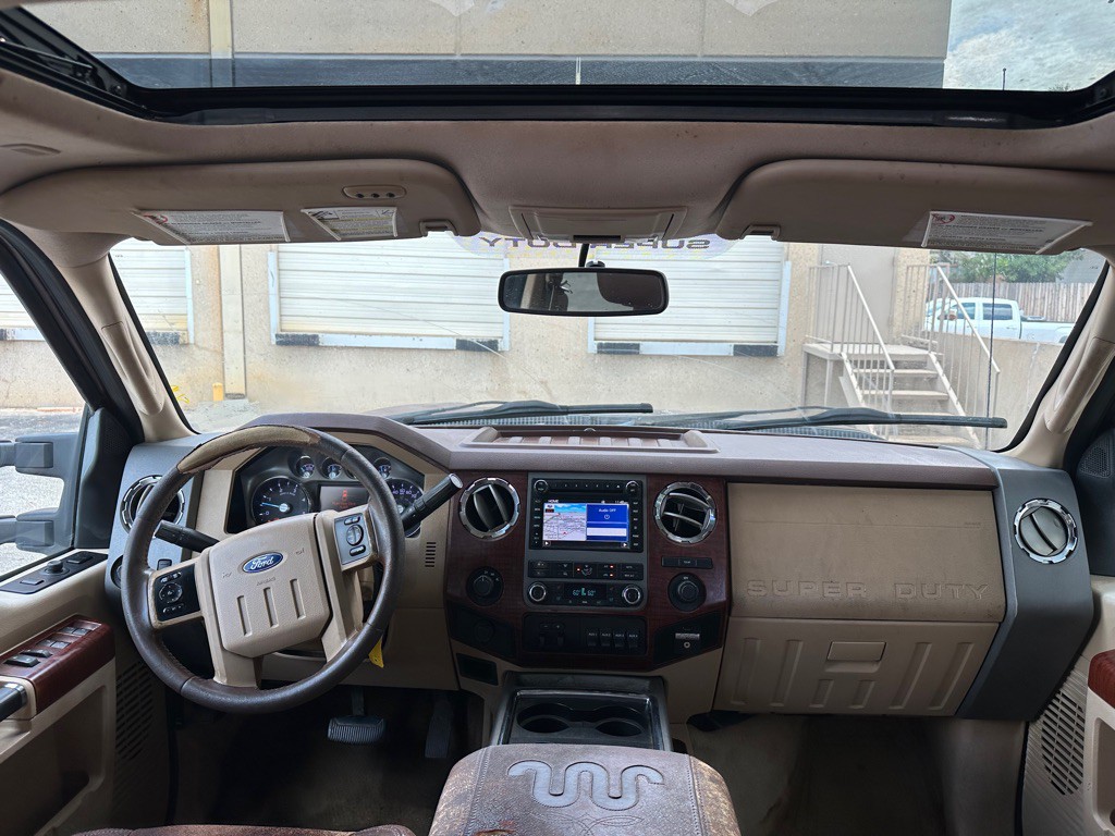 2011 Ford F-350 Image 11