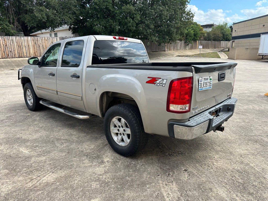 2009 GMC Sierra Image 3