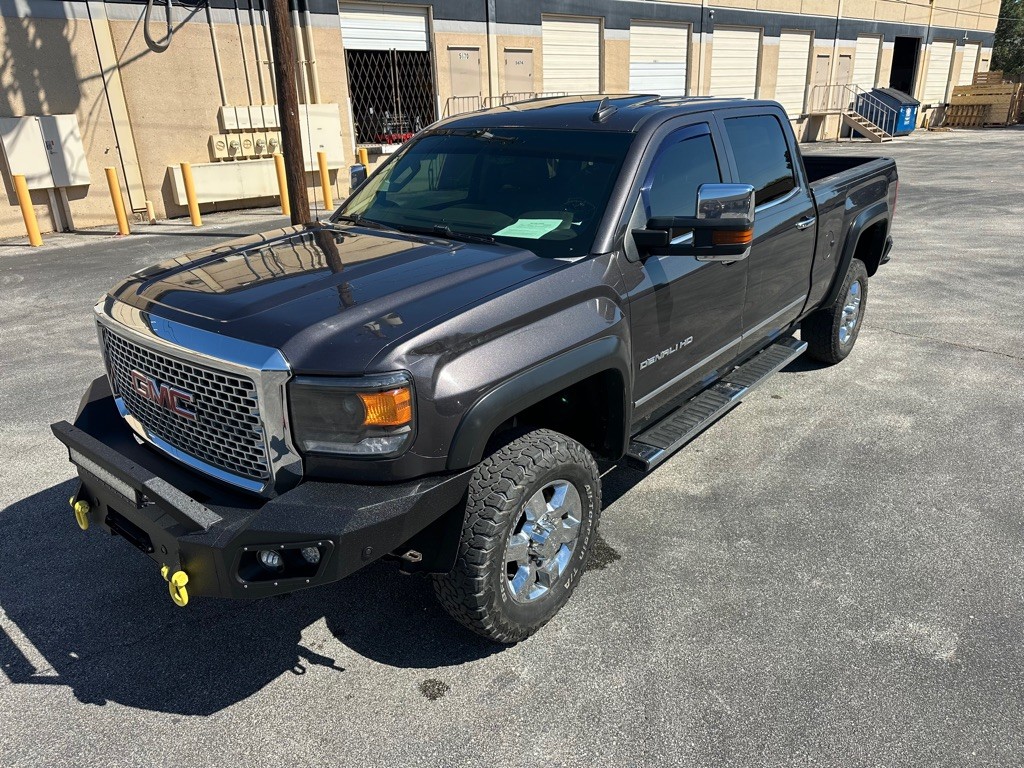 2016 GMC Sierra Image 2