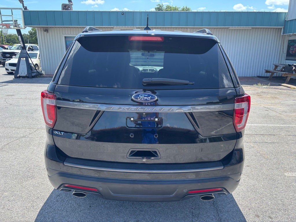 2018 Ford Explorer Image 4