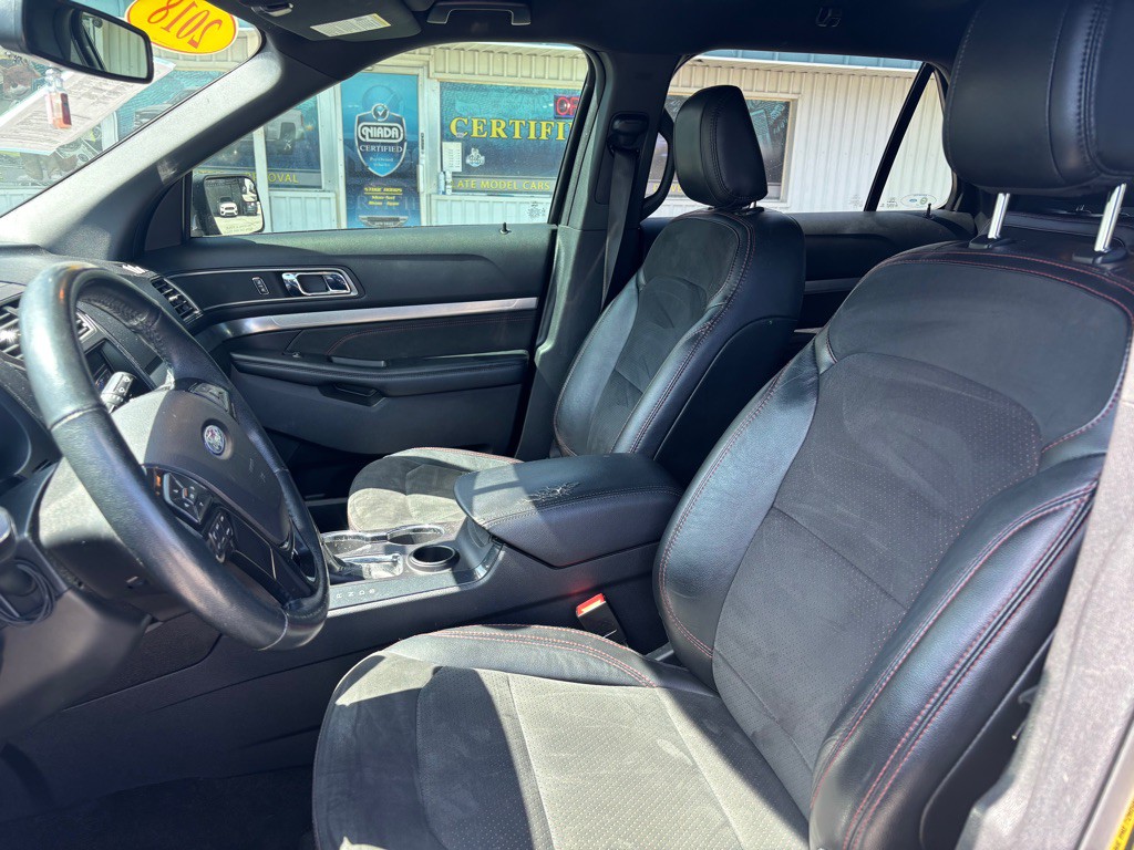 2018 Ford Explorer Image 10