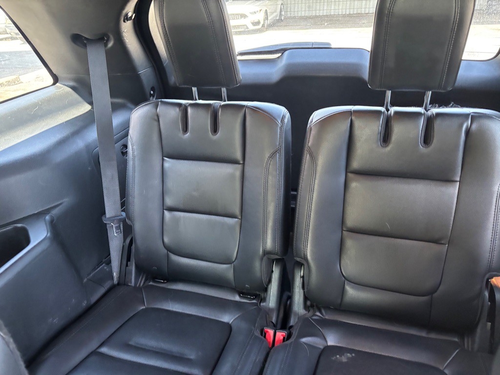 2018 Ford Explorer Image 12