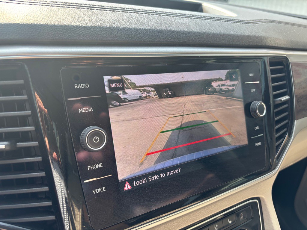 2018 Volkswagen Atlas Image 17