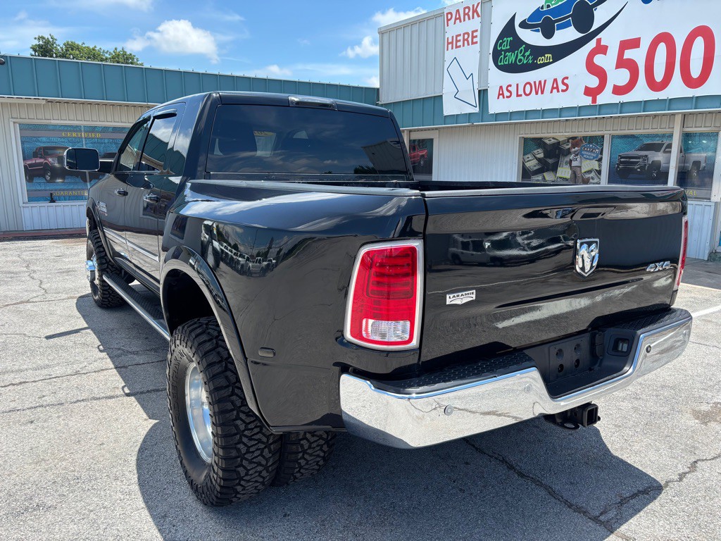 2018 RAM 3500 Image 3