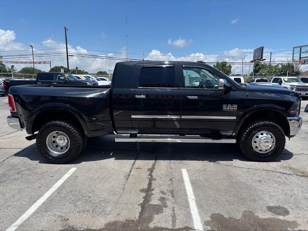 2018 RAM 3500 Image 6