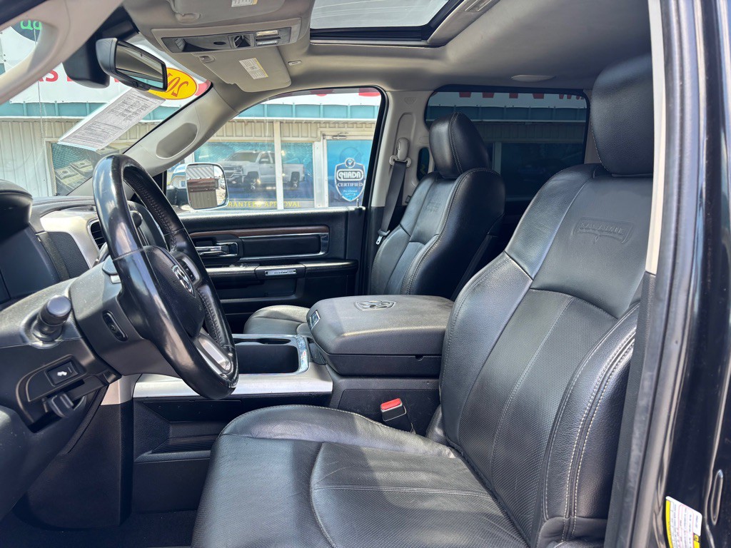 2018 RAM 3500 Image 12