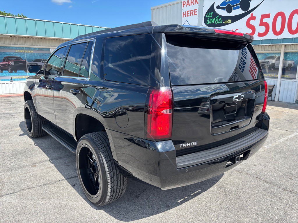2019 Chevrolet Tahoe Image 3