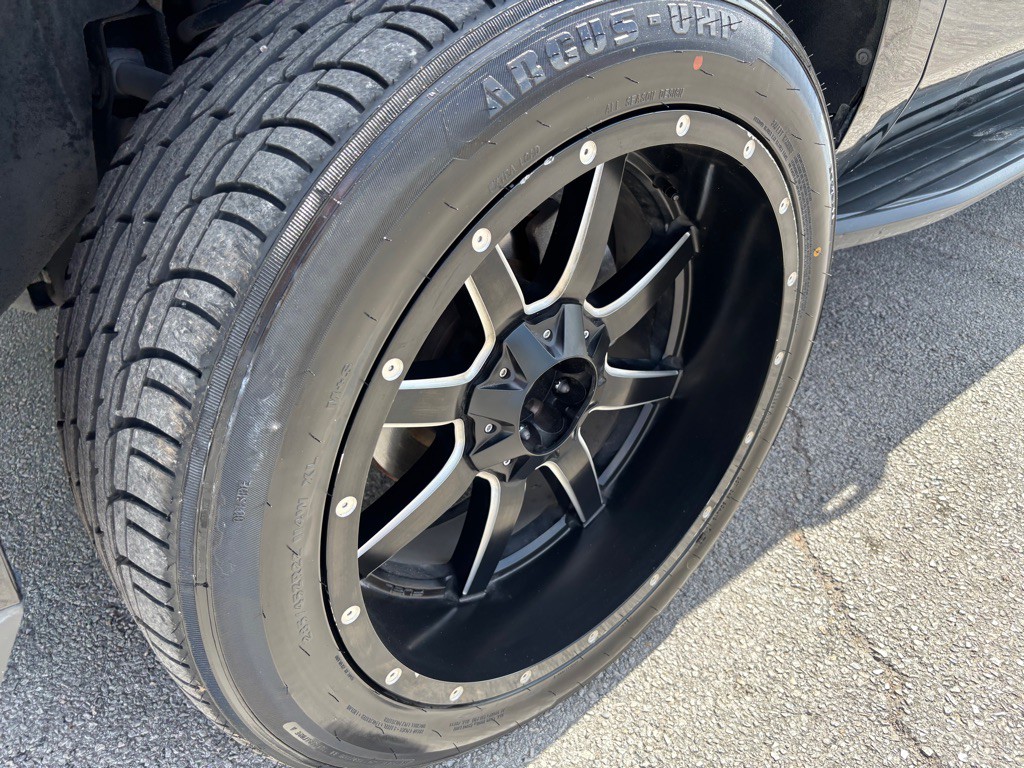 2019 Chevrolet Tahoe Image 9