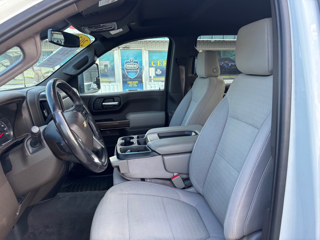 2020 Chevrolet Silverado 1500 Image 11