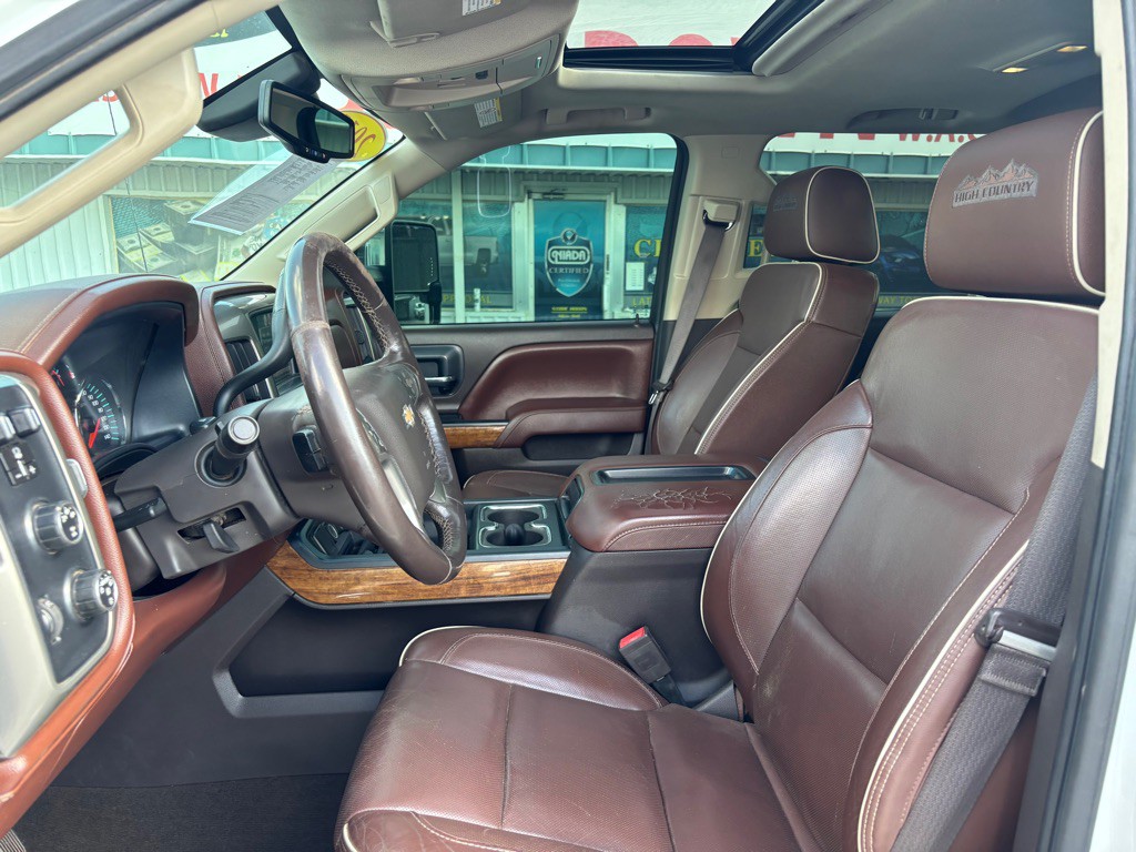 2015 Chevrolet Silverado 1500 Image 12