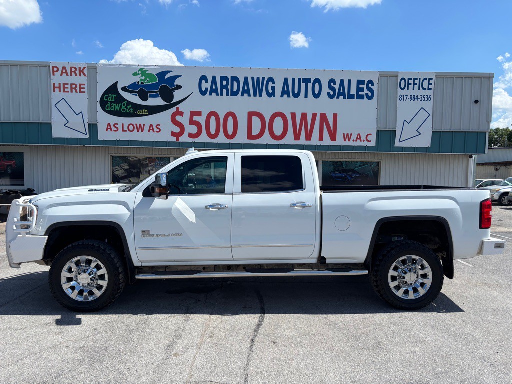 2019 GMC Sierra Image 2