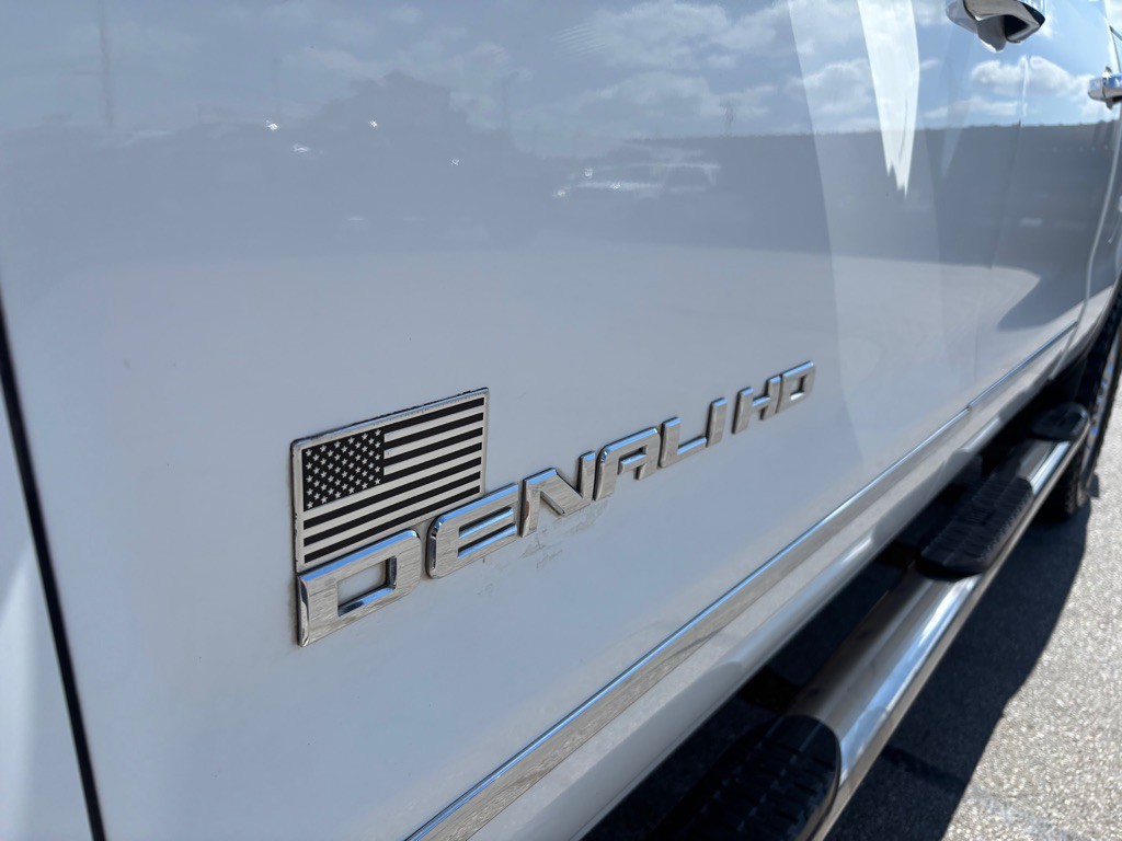 2019 GMC Sierra Image 10