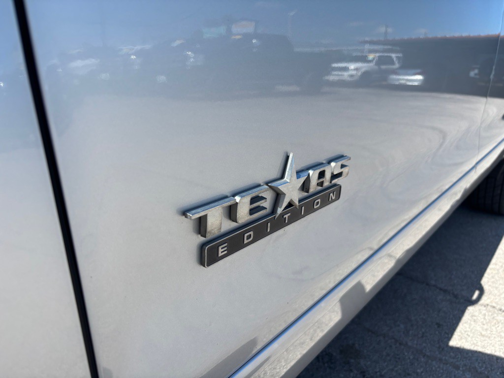 2018 Chevrolet Silverado 1500 Image 9
