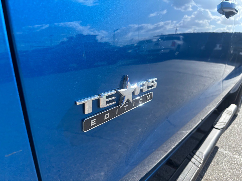 2022 Chevrolet Silverado 1500 Image 9