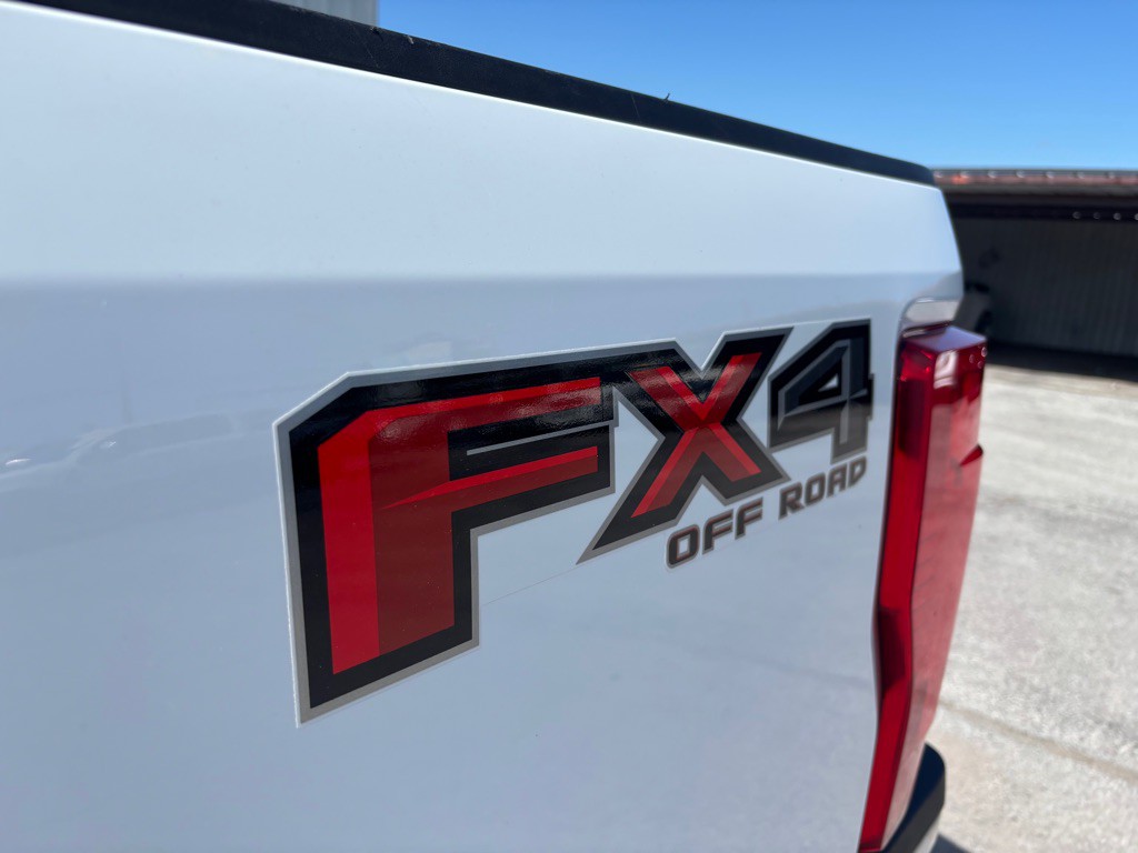 2022 Ford F-250 Image 10