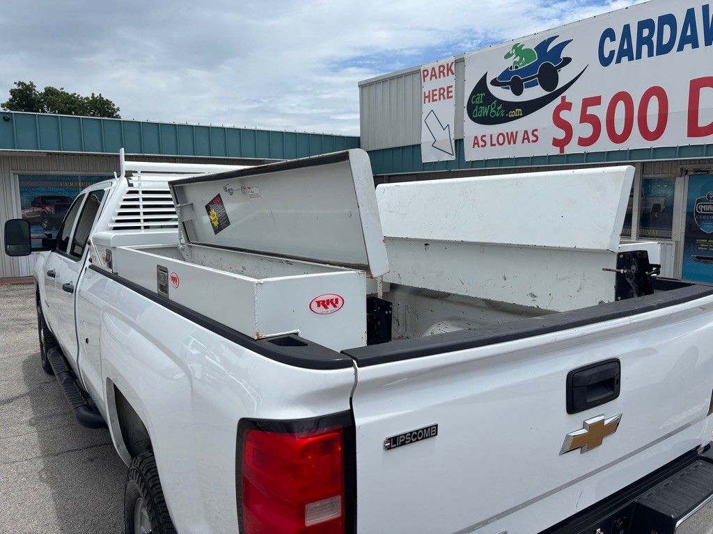 2018 Chevrolet Silverado 1500 Image 9