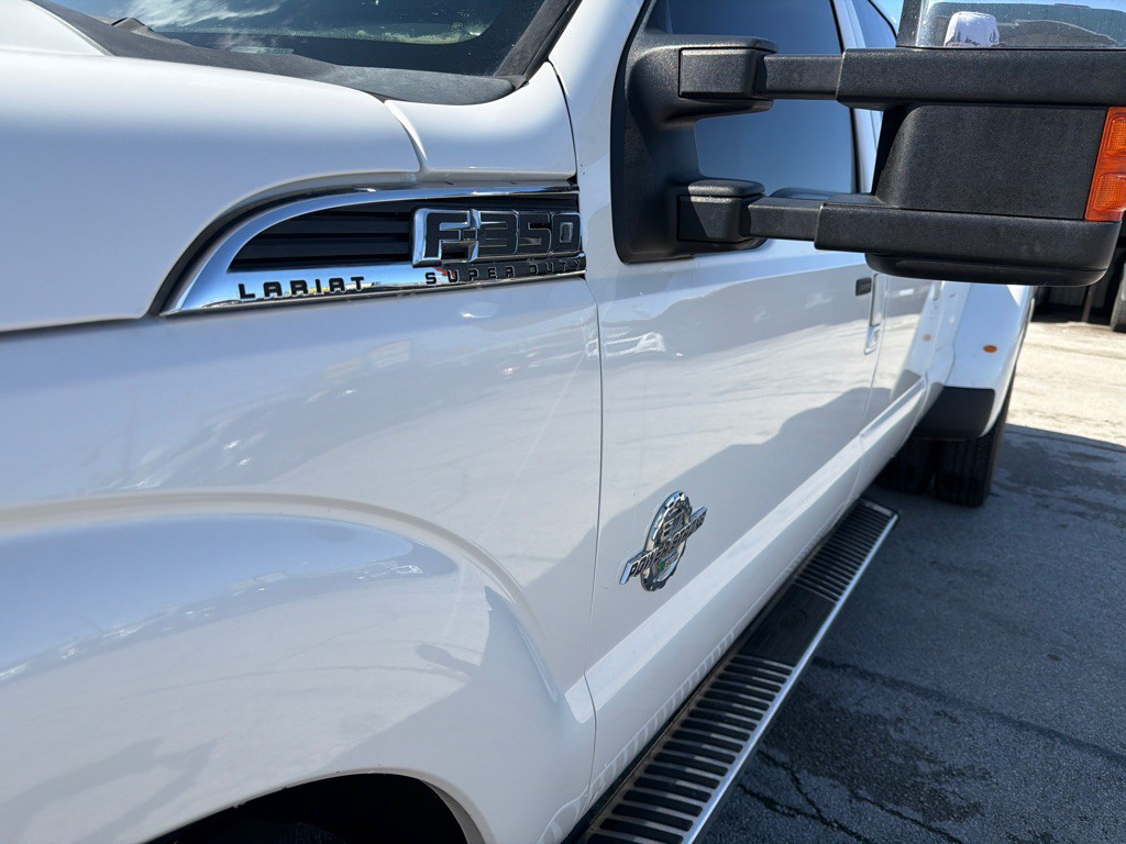 2015 Ford F-350 Image 9