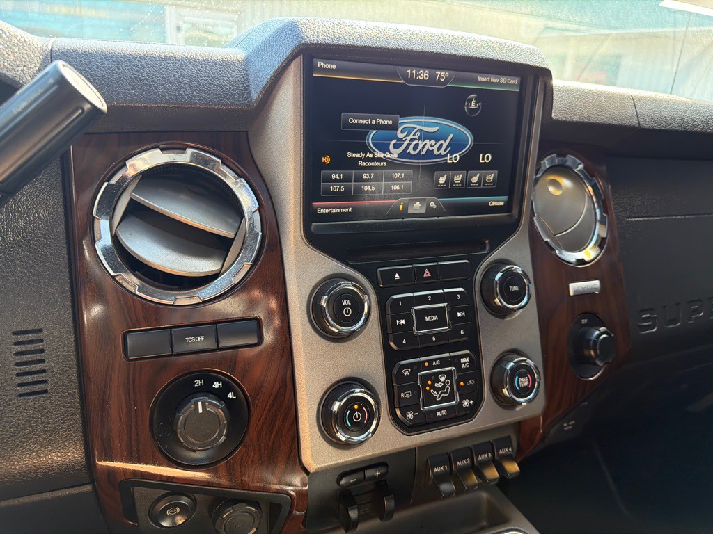 2015 Ford F-350 Image 16